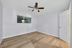 7318 Shady Grove Ln, Houston, TX 77040 - Photo 20