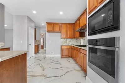 3011 Grand Lakeview Drive, Spring, TX 77388 - Photo 14