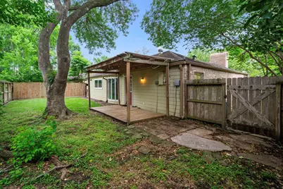 2103 Cherry Bend Drive, Houston, TX 77077 - Photo 26