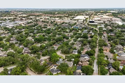 2103 Cherry Bend Drive, Houston, TX 77077 - Photo 30