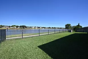 3111 Keystone Square Ln, Rosenberg, TX 77471 - Photo 36