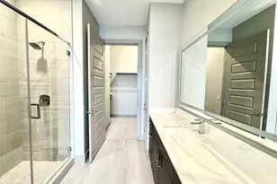 401 W 25th St, Houston, TX 77008 - Photo 10