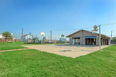 16515 Nassau Way, Jamaica Beach, TX 77554 - Photo 48