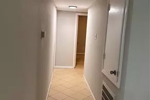 8801 Hammerly, Houston, TX 77080 - Photo 8