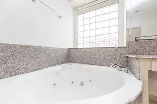 17826 Island Spring Ln, Tomball, TX 77377 - Photo 30