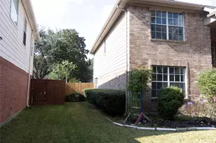 3022 Glenthorpe Ln, Katy, TX 77494 - Photo 2