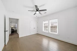 1139 W Gardner St, Houston, TX 77009 - Photo 16