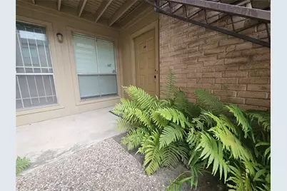 700 Thicket Lane #703, Houston, TX 77079 - Photo 8
