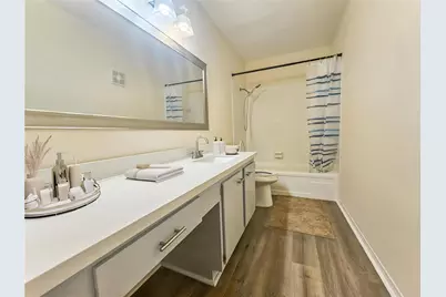 700 Thicket Lane #703, Houston, TX 77079 - Photo 6