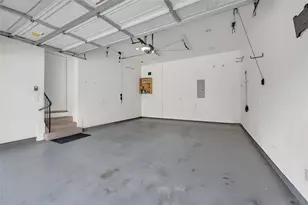 1715 W 24th St, Houston, TX 77008 - Photo 26