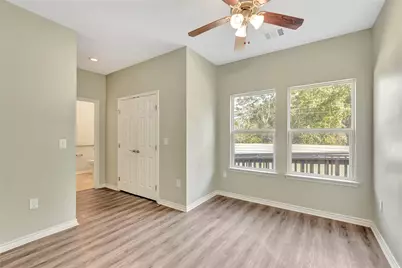 8618 Banting Street, Houston, TX 77078 - Photo 6