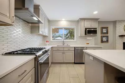 10207 Oakpoint Drive, Houston, TX 77043 - Photo 26