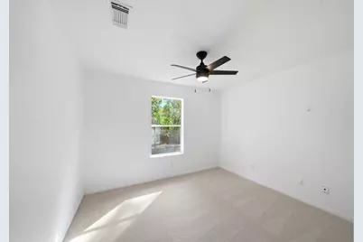 82 N Apple Springs Circle, The Woodlands, TX 77382 - Photo 22