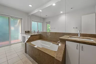 2219 Dickey Place, Houston, TX 77019 - Photo 24