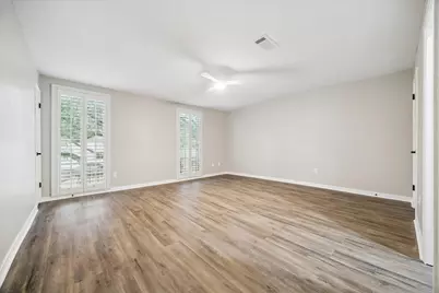 903 Wax Myrtle Lane, Houston, TX 77079 - Photo 14