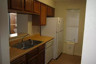 10555 Turtlewood Ct, Houston, TX 77072 - Photo 6