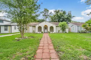 23122 Whispering Willow Dr, Spring, TX 77373 - Photo 6
