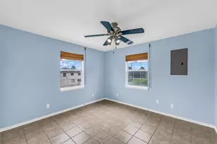 16526 Nassau Way, Galveston, TX 77554 - Photo 18