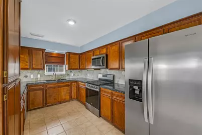 16526 Nassau Way, Jamaica Beach, TX 77554 - Photo 10