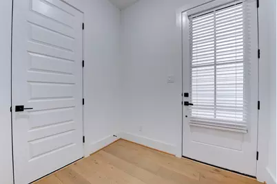 861 Fisher Street #G, Houston, TX 77018 - Photo 6