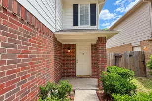 503 Willow W Dr, Houston, TX 77073 - Photo 2
