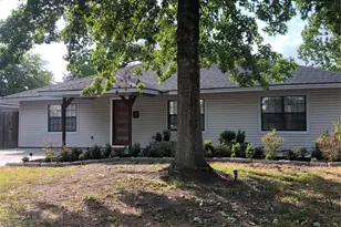1442 Chamboard Ln, Houston, TX 77018 - Photo 2