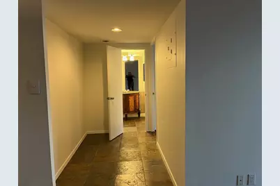 2016 Main Street #1005, Houston, TX 77002 - Photo 4