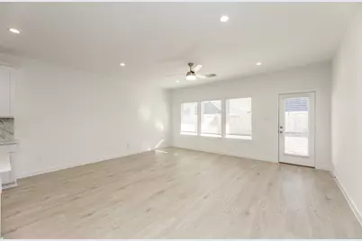 31719 Kellan Grove Court, Fulshear, TX 77441 - Photo 6