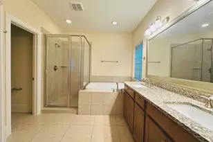 8812 Ashbloom Ln, Houston, TX 77080 - Photo 12