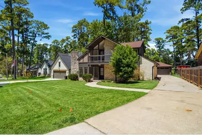 13946 Dolphin Drive, Willis, TX 77318 - Photo 2