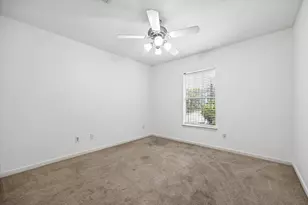 1026 Van Buren St, Houston, TX 77019 - Photo 14