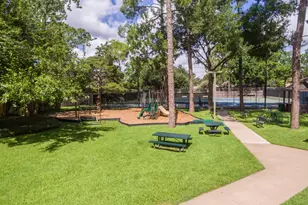 502 Lee Shore Ln, Houston, TX 77079 - Photo 38