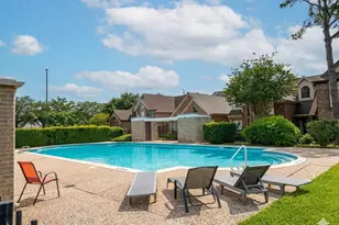 1789 Saxony Ln, Houston, TX 77058 - Photo 18
