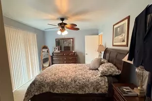 1789 Saxony Ln, Houston, TX 77058 - Photo 6