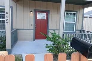 6427 Paris St, Houston, TX 77021 - Photo 2