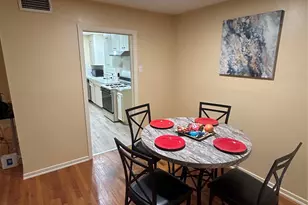 4046 Woodfin St, Houston, TX 77025 - Photo 6