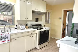 4046 Woodfin St, Houston, TX 77025 - Photo 4