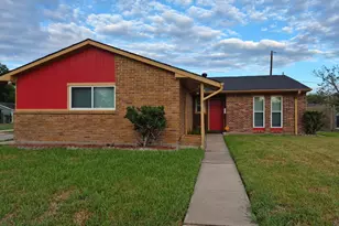 12603 S Coast Dr, Houston, TX 77047 - Photo 2