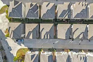 4007 Centre Valley Ln, Houston, TX 77043 - Photo 36