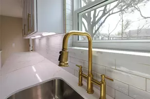 136 Talisman St, Lake Jackson, TX 77566 - Photo 26