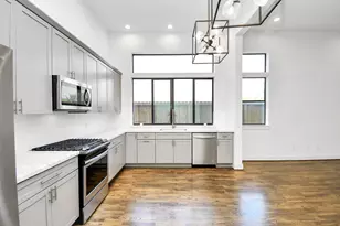 732 W 22nd St, Houston, TX 77008 - Photo 14