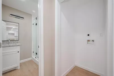 2516 Craigmont Street, Houston, TX 77023 - Photo 12