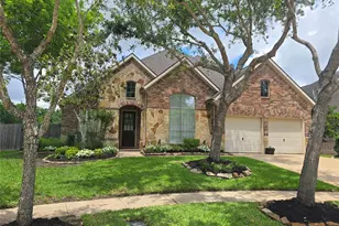8207 Otter Creek Way, Missouri City, TX 77459 - Photo 2
