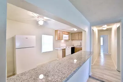 575 Pecan Drive, Houston, TX 77587 - Photo 4