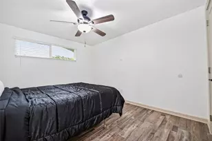 5803 Greencraig Dr, Houston, TX 77035 - Photo 18
