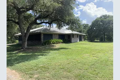 1162 Hwy 90A, Sheridan, TX 78962 - Photo 20