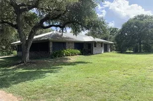 1162 Hwy 90A, Sheridan, TX 78962 - Photo 20