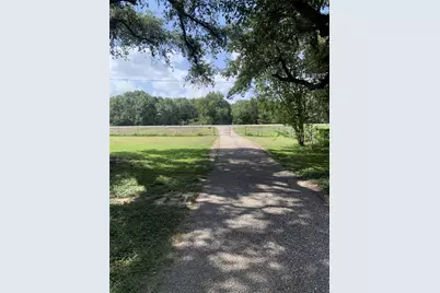 1162 Hwy 90A, Sheridan, TX 78962 - Photo 24