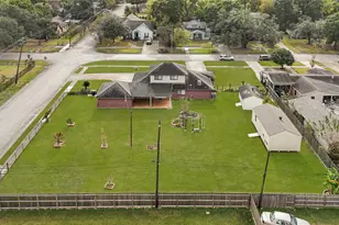 8135 Glenbrook Dr, Houston, TX 77017 - Photo 40