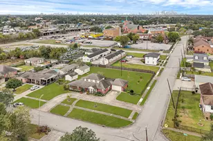 8135 Glenbrook Dr, Houston, TX 77017 - Photo 6